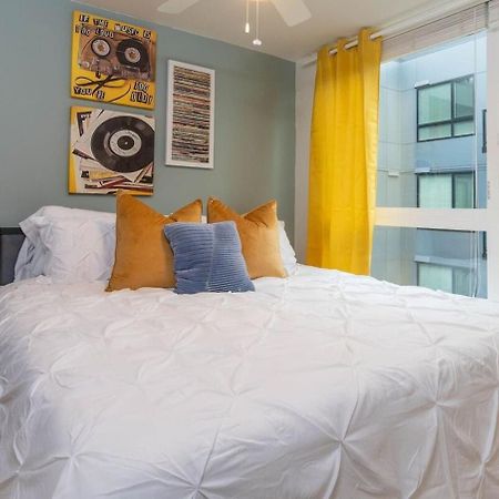Self Check-In-Washer-Dryer-4Ksmart Tv-King Bed-Gym Такома Екстер'єр фото