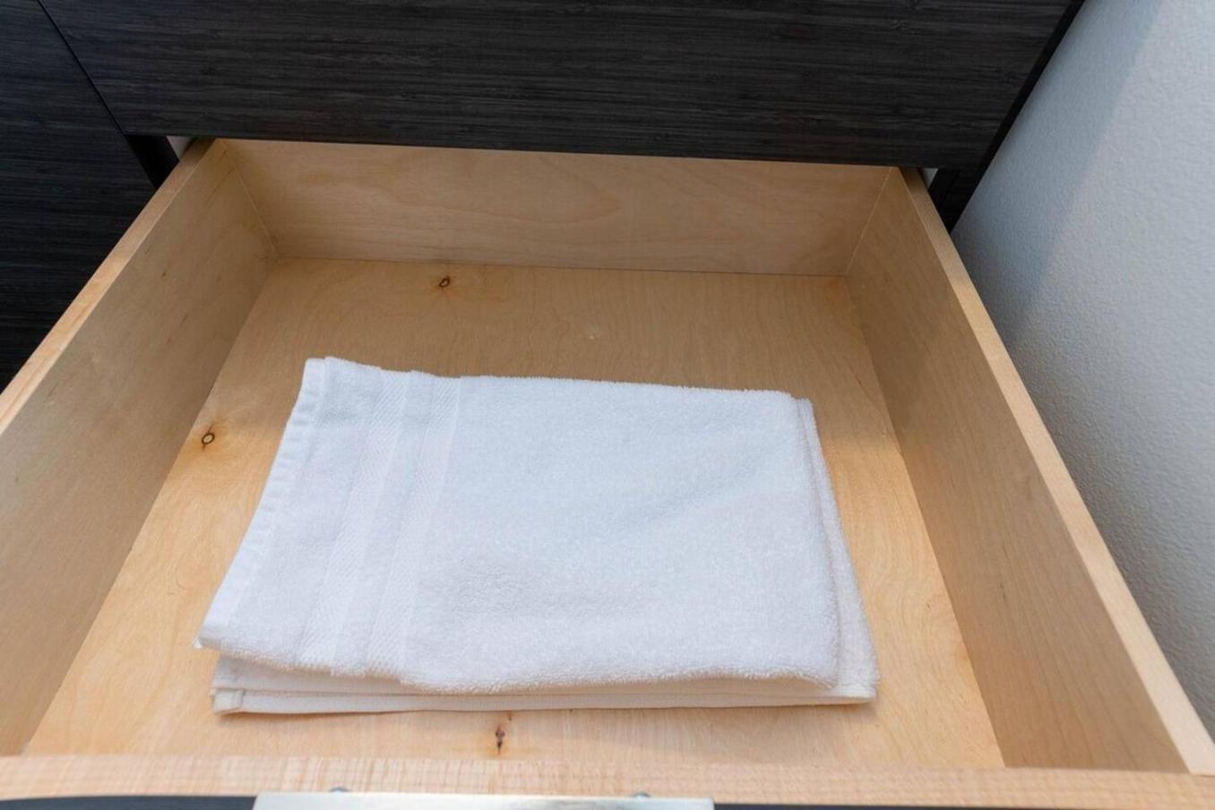 Self Check-In-Washer-Dryer-4Ksmart Tv-King Bed-Gym Такома Екстер'єр фото